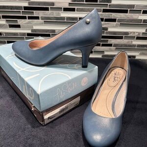MID-HEEL BLUE PUMPS 8M LIFESTRIDE PARIGI